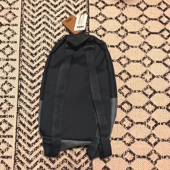 Vans Backpack - Picture 2 of 3